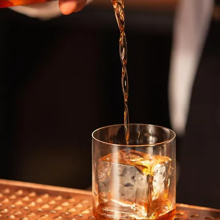 فندق The Devlin 4*